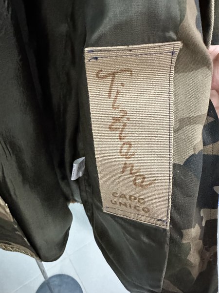Giacca Senza tempo sahariana Tiziana sezione glamour Dettaglio Maison Cherie